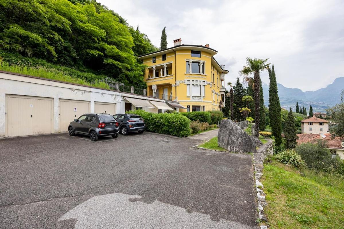 Lake Attic In Villa Lina Riva del Garda Extérieur photo